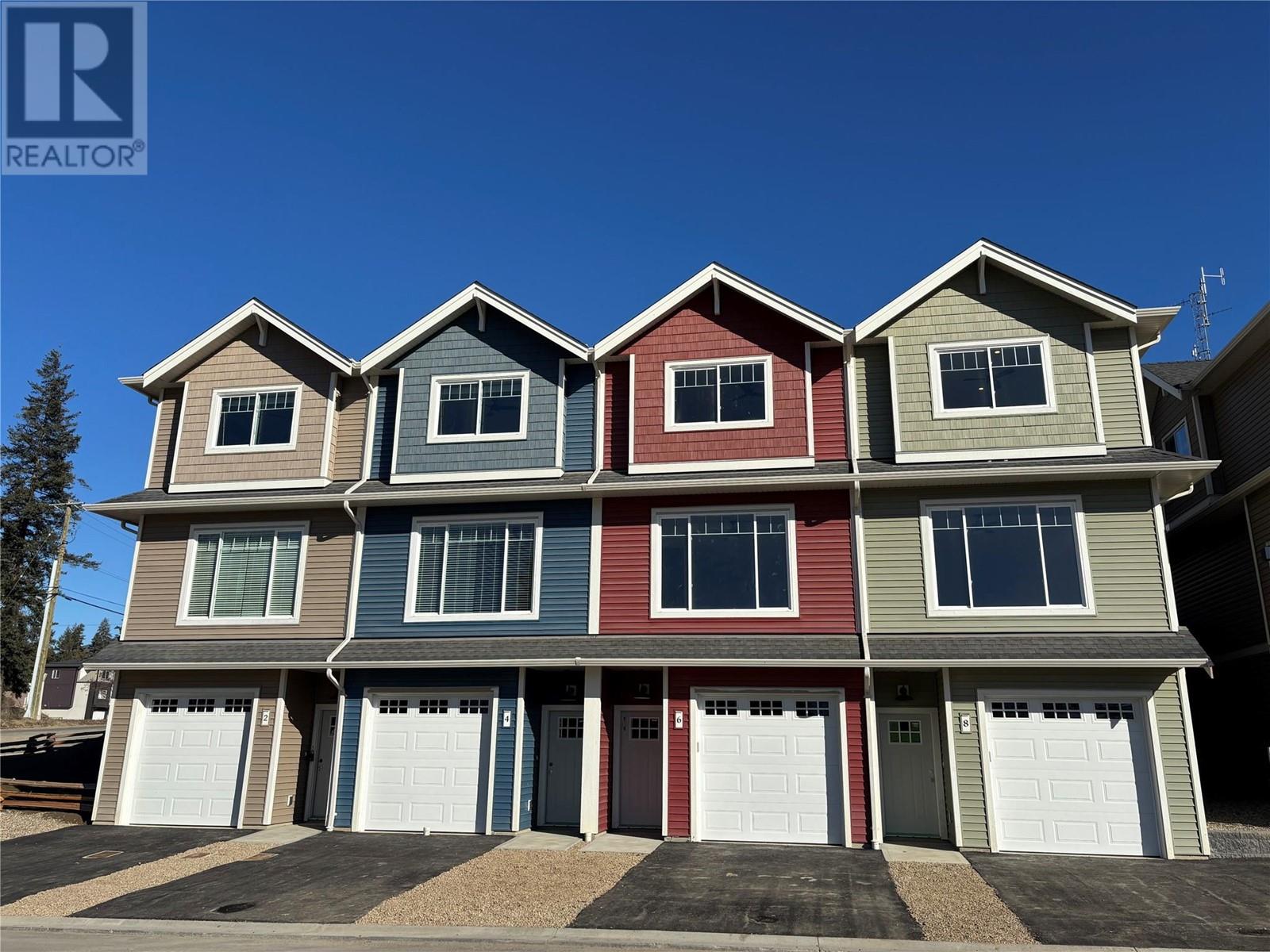 1910 11 Avenue NE Unit# 2, salmon arm, British Columbia