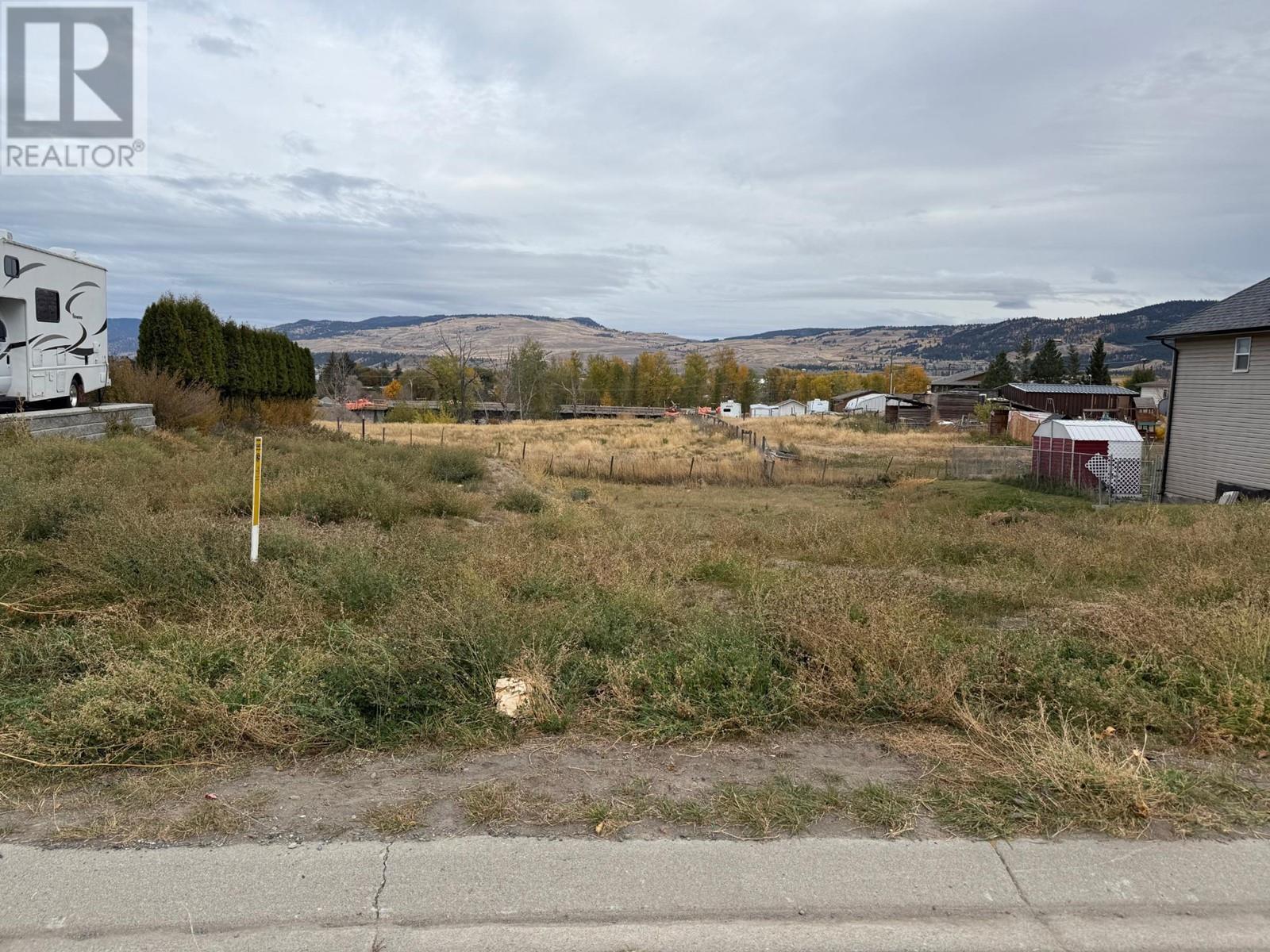 1638 FIR Avenue, merritt, British Columbia