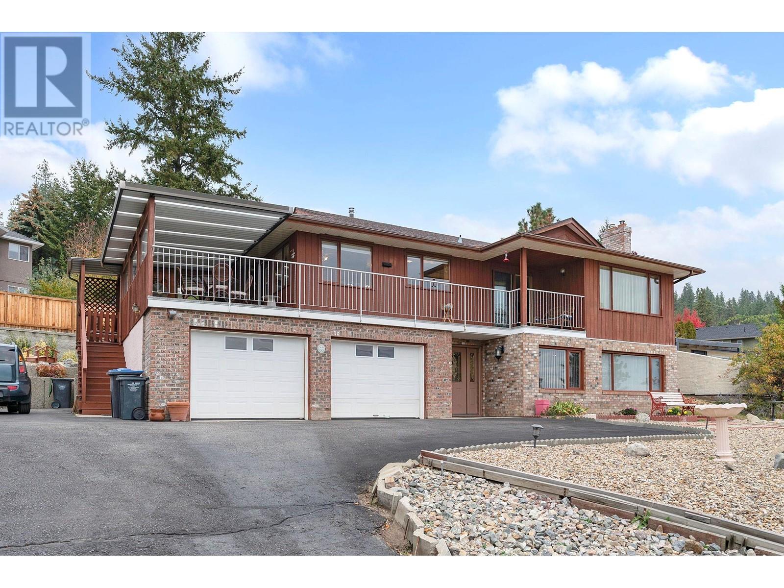 6514 Ferguson Place, peachland, British Columbia