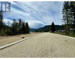 13 Wiseman Creek Court, sicamous, British Columbia