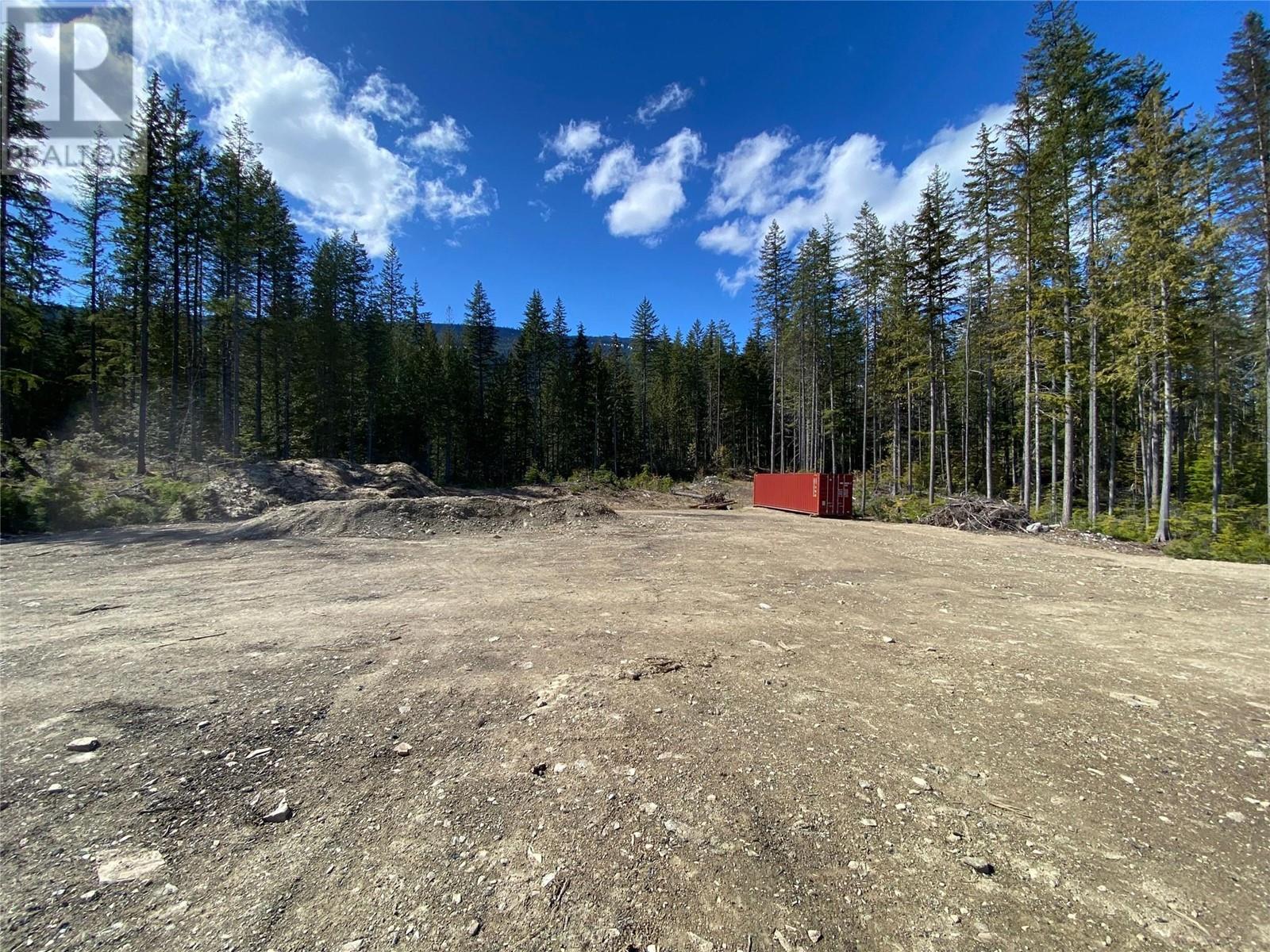 7974 Arrowhead Road, revelstoke, British Columbia