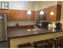 2049 Summit Drive Unit# 314D, panorama, British Columbia