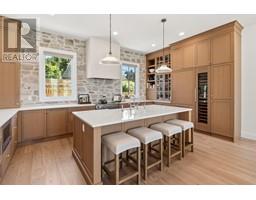 4015 Belmont Road, kelowna, British Columbia