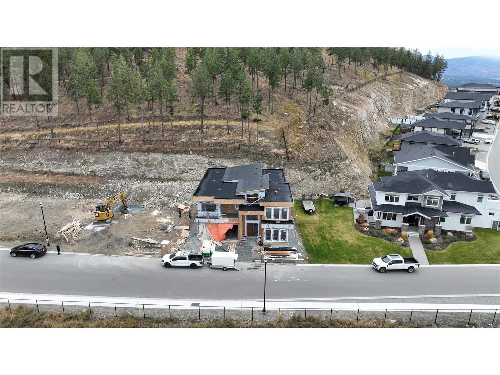 2095 Cortina Drive, kelowna, British Columbia