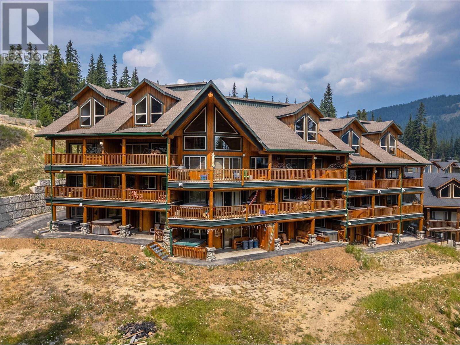 1271 Apex Mountain Road Unit# 301, apex mountain, British Columbia