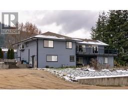 1350 13 Avenue SE, salmon arm, British Columbia