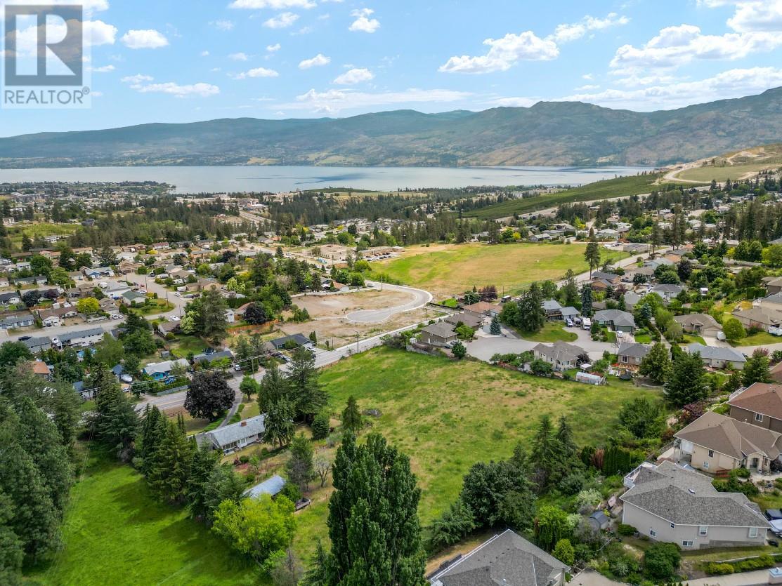 3620 WEBBER Road, west kelowna, British Columbia