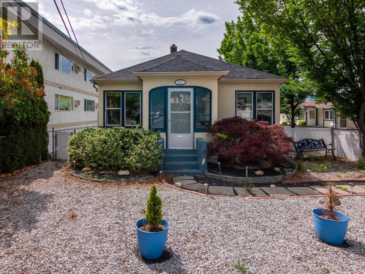 857 Main Street, penticton, British Columbia