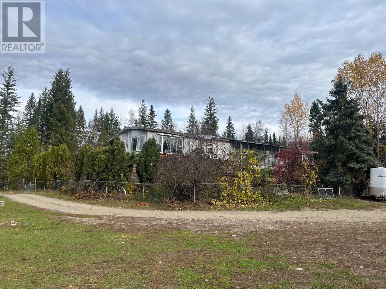 608 BIRCH Drive, clearwater, British Columbia