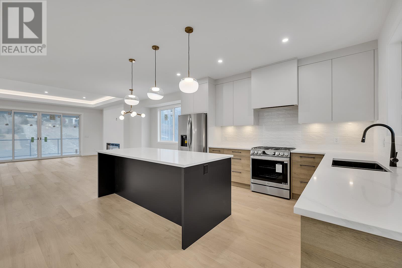 2843 Canyon Crest Drive, west kelowna, British Columbia