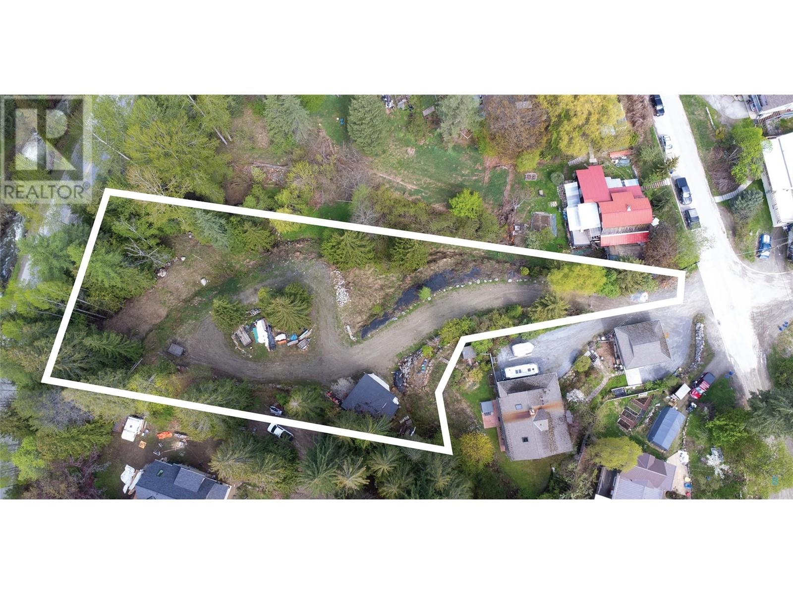 2100 CREEK Street, nelson, British Columbia