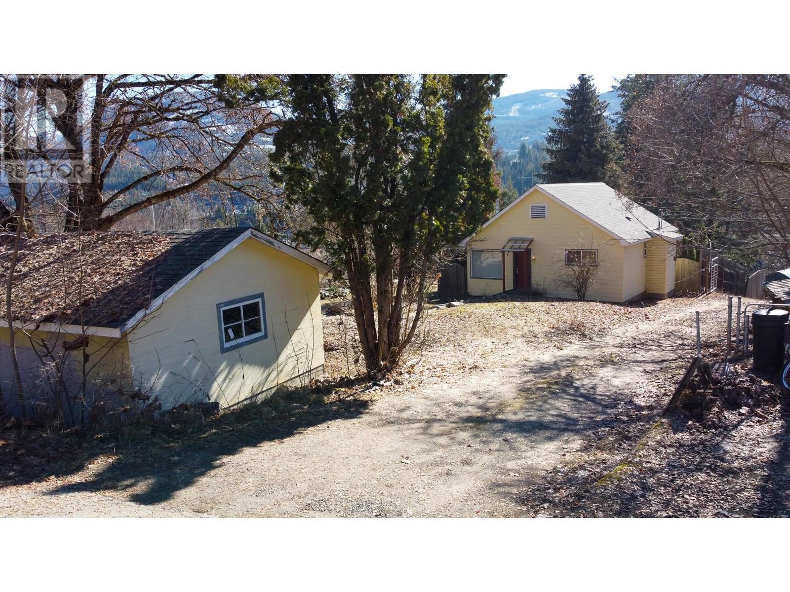 3190 Murray Road, south slocan, British Columbia