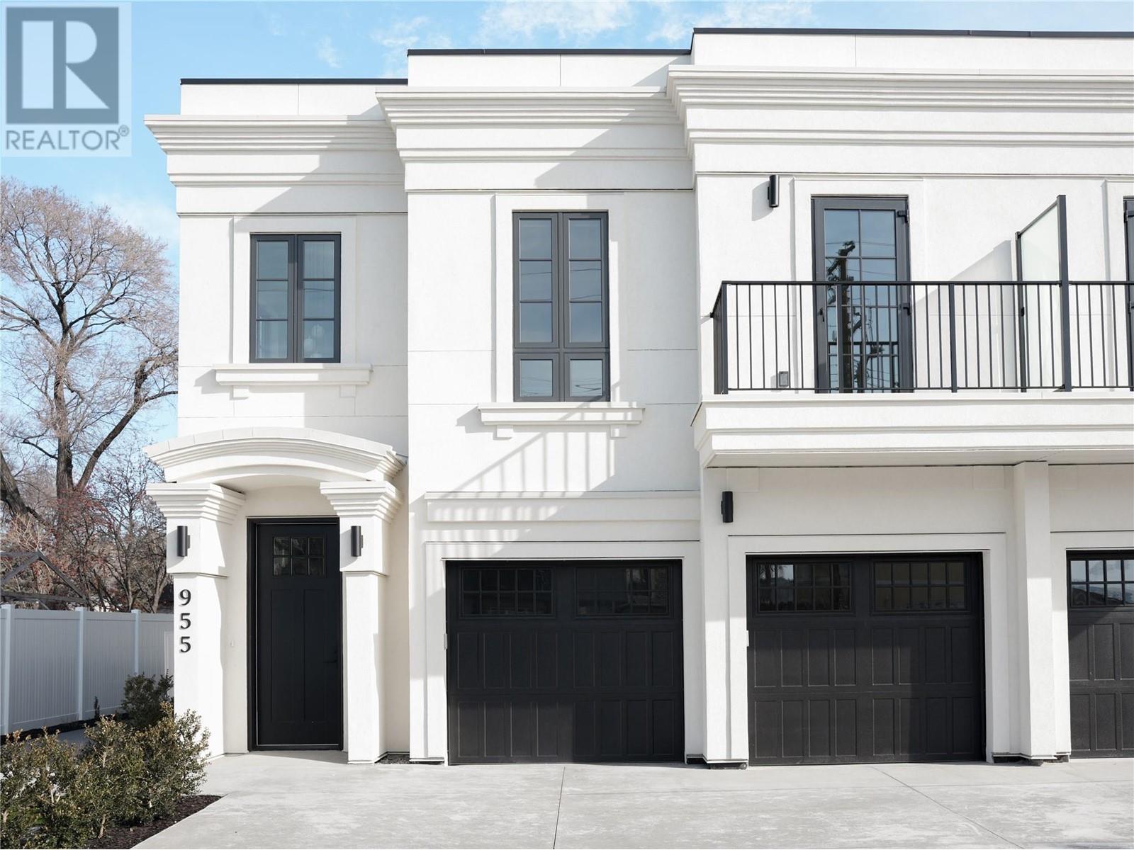 955 Manhattan Drive, kelowna, British Columbia