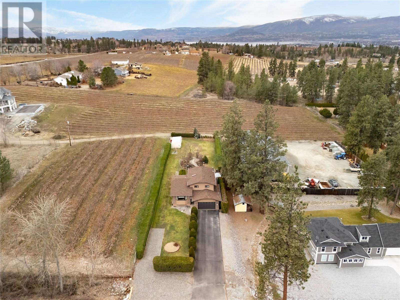 3970 June Springs Road, kelowna, British Columbia