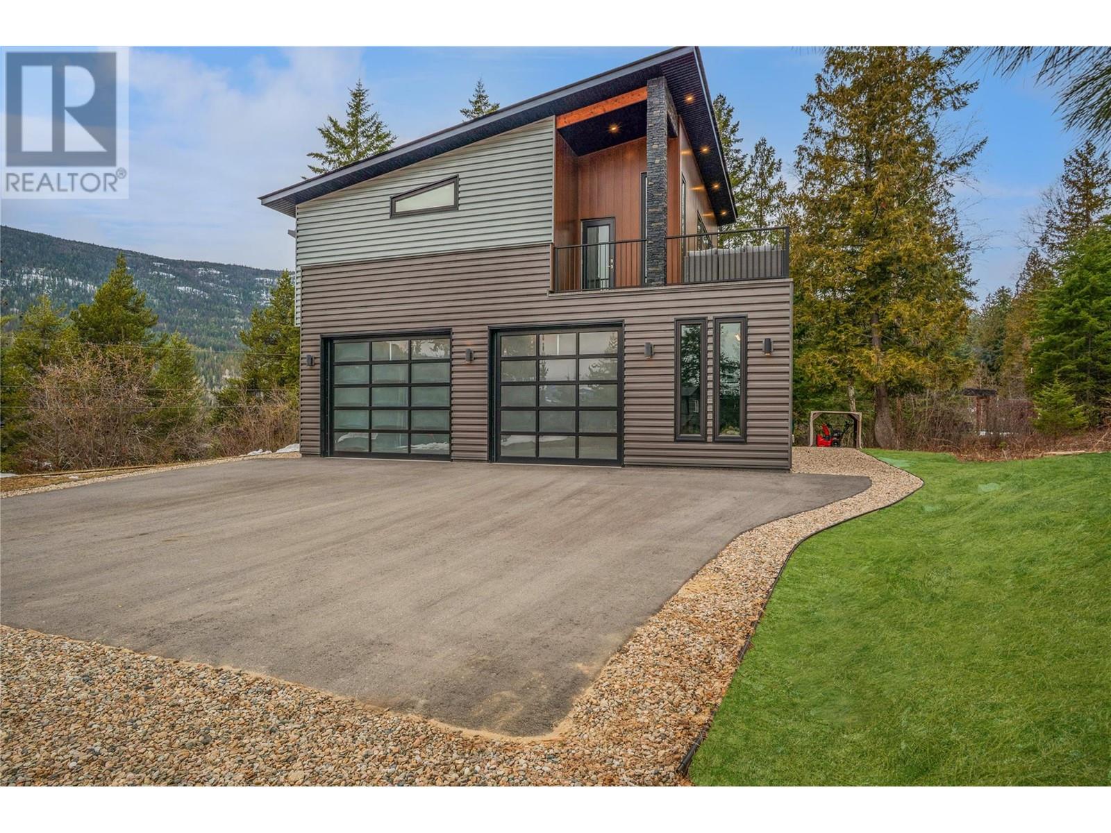 1959 SANDY Road, castlegar, British Columbia