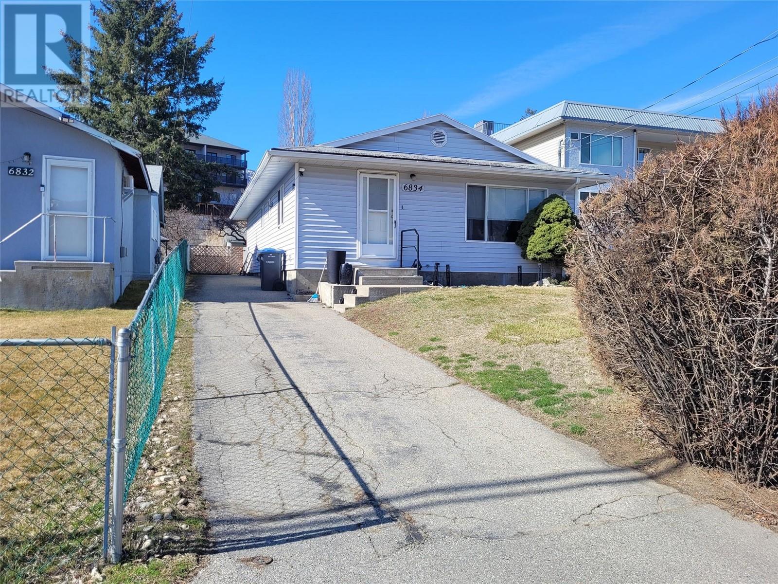 6834 89TH Street, osoyoos, British Columbia