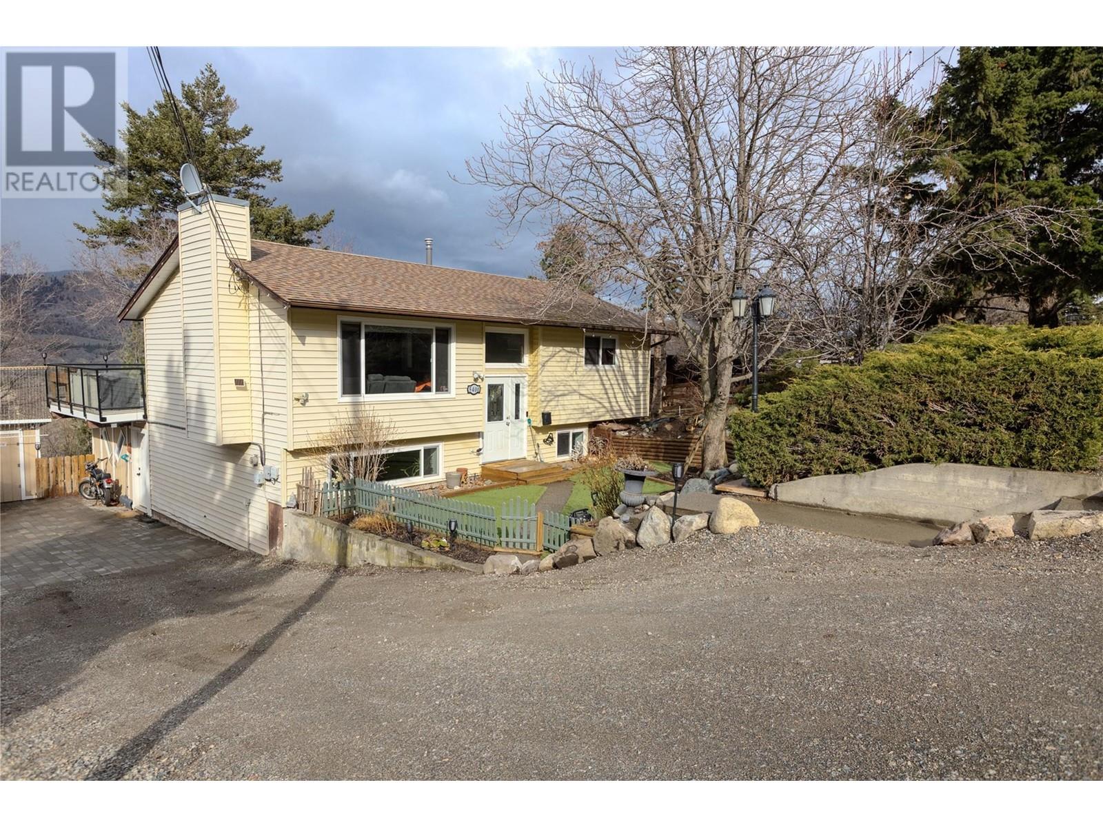 5400 MORRIS Place, kamloops, British Columbia