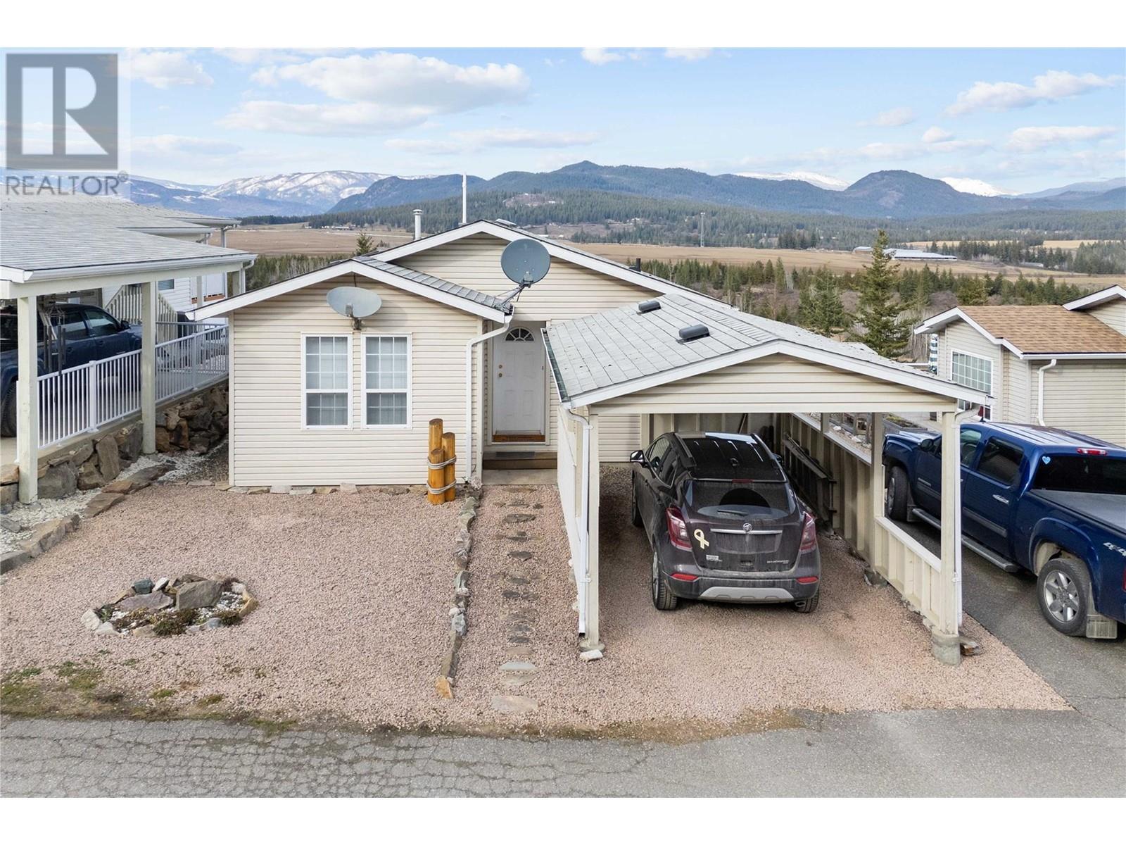 1885 Tappen-Notch Hill Road Unit# 18, tappen, British Columbia