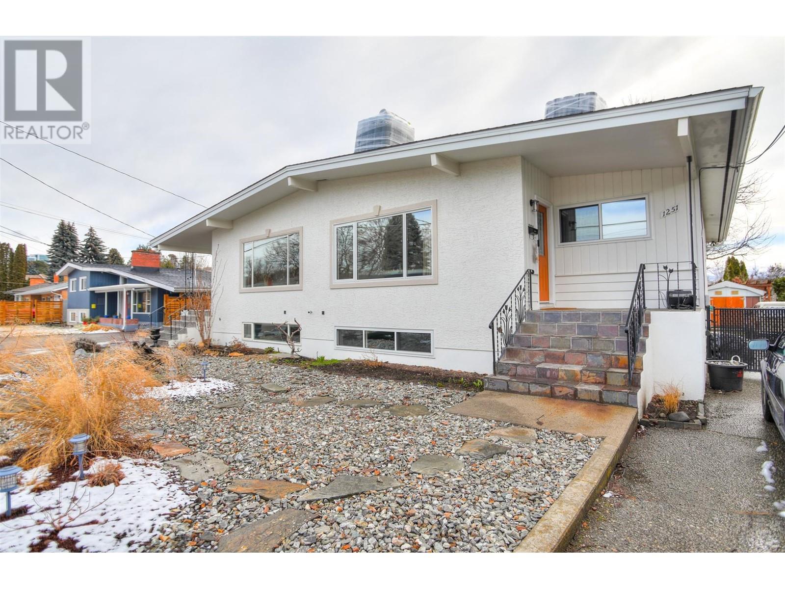1251 Kelglen Crescent, kelowna, British Columbia