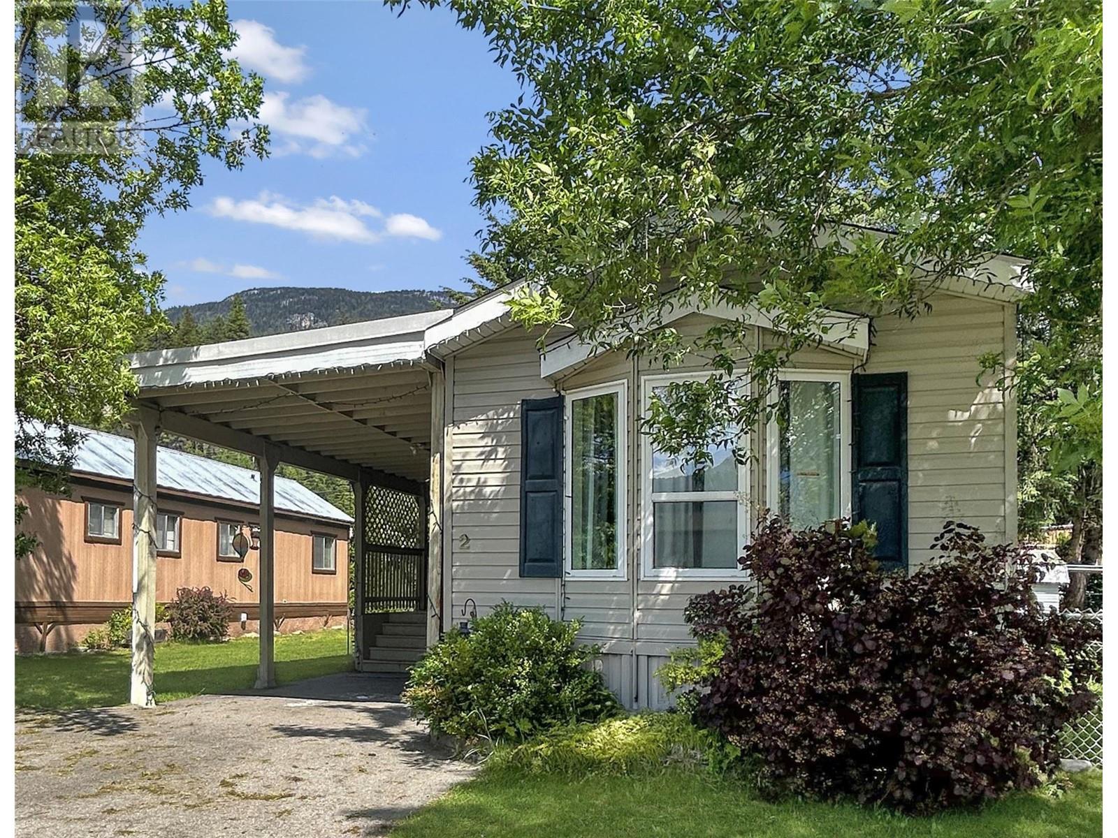 241 23 Highway N Unit# 2, revelstoke, British Columbia
