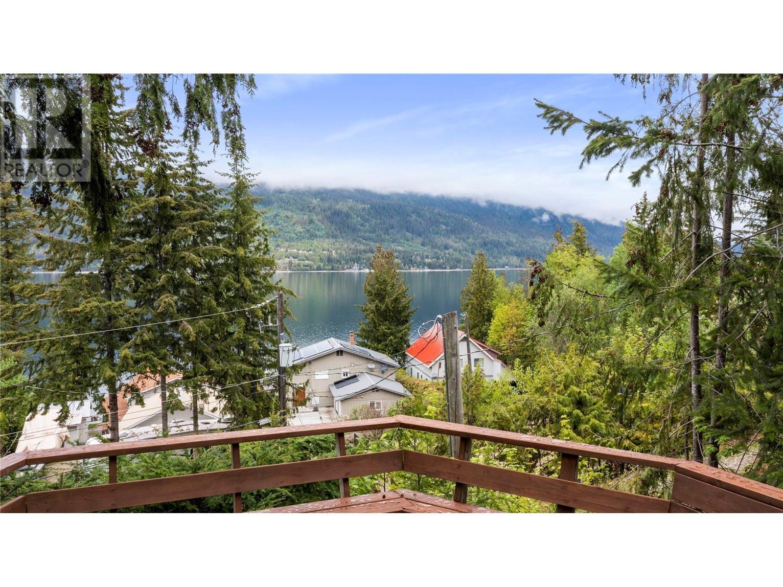 6300 Armstrong Road Lot# SL7, eagle bay, British Columbia