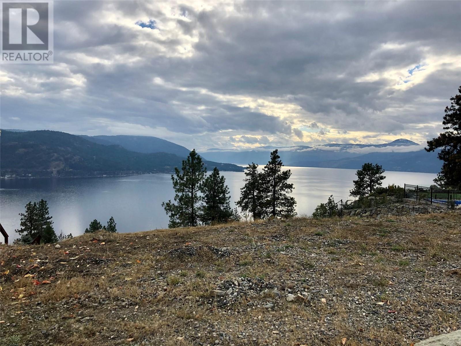 8916 Hampshire Crescent, vernon, British Columbia