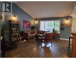 2907 Gyp Road, falkland, British Columbia