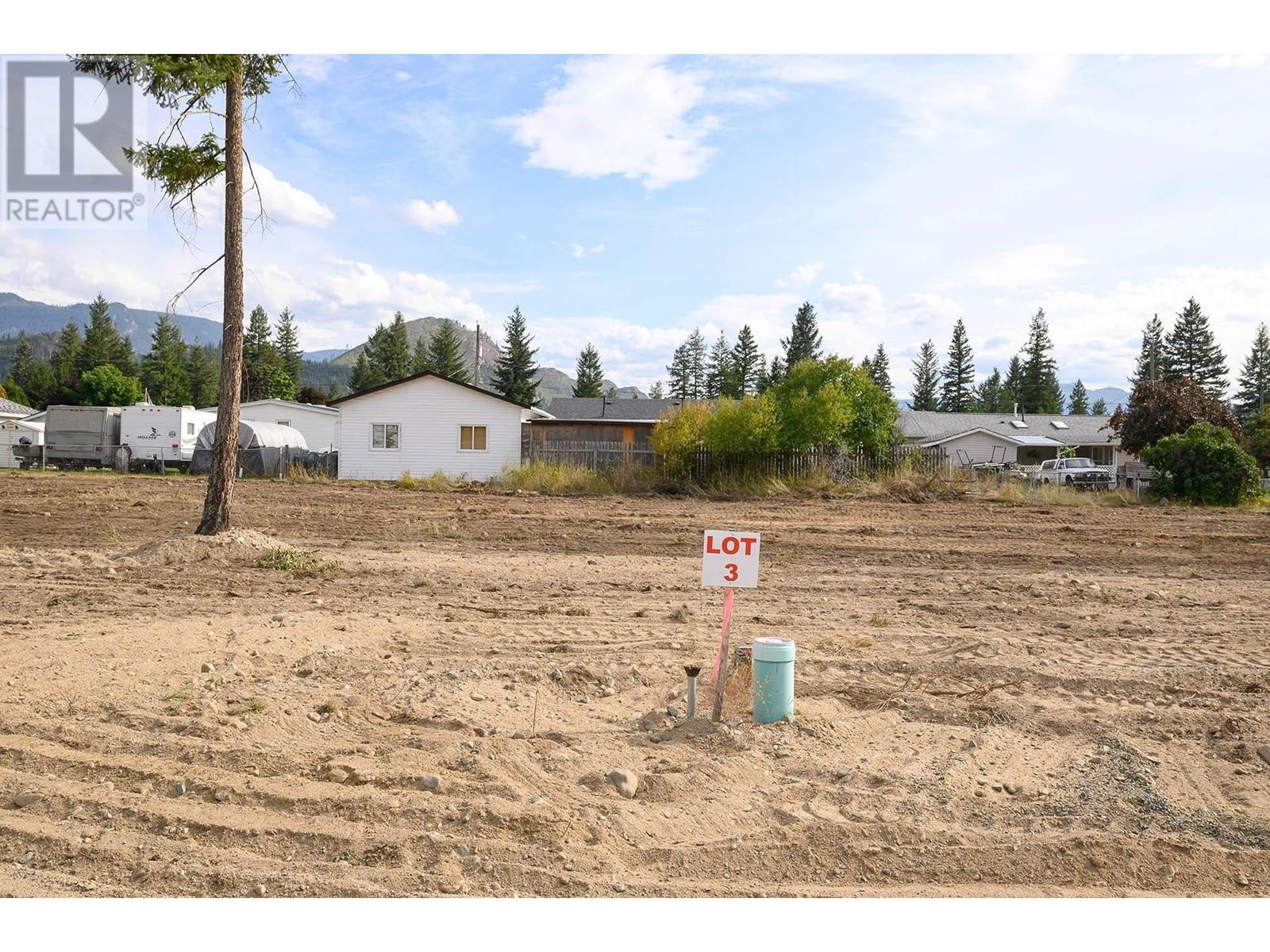 460 CLARY Road, barriere, British Columbia