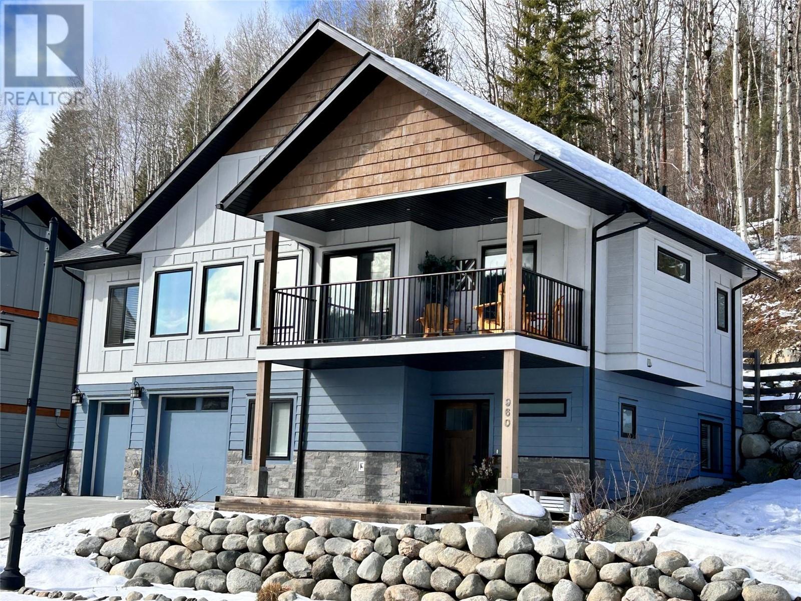 960 REDSTONE Drive, rossland, British Columbia