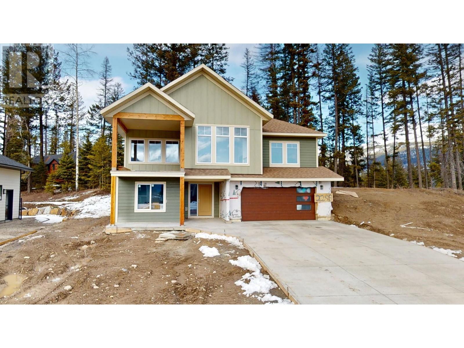 2258 Black Hawk Drive, sparwood, British Columbia
