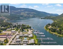 714 Riverside Avenue Unit# 32, sicamous, British Columbia