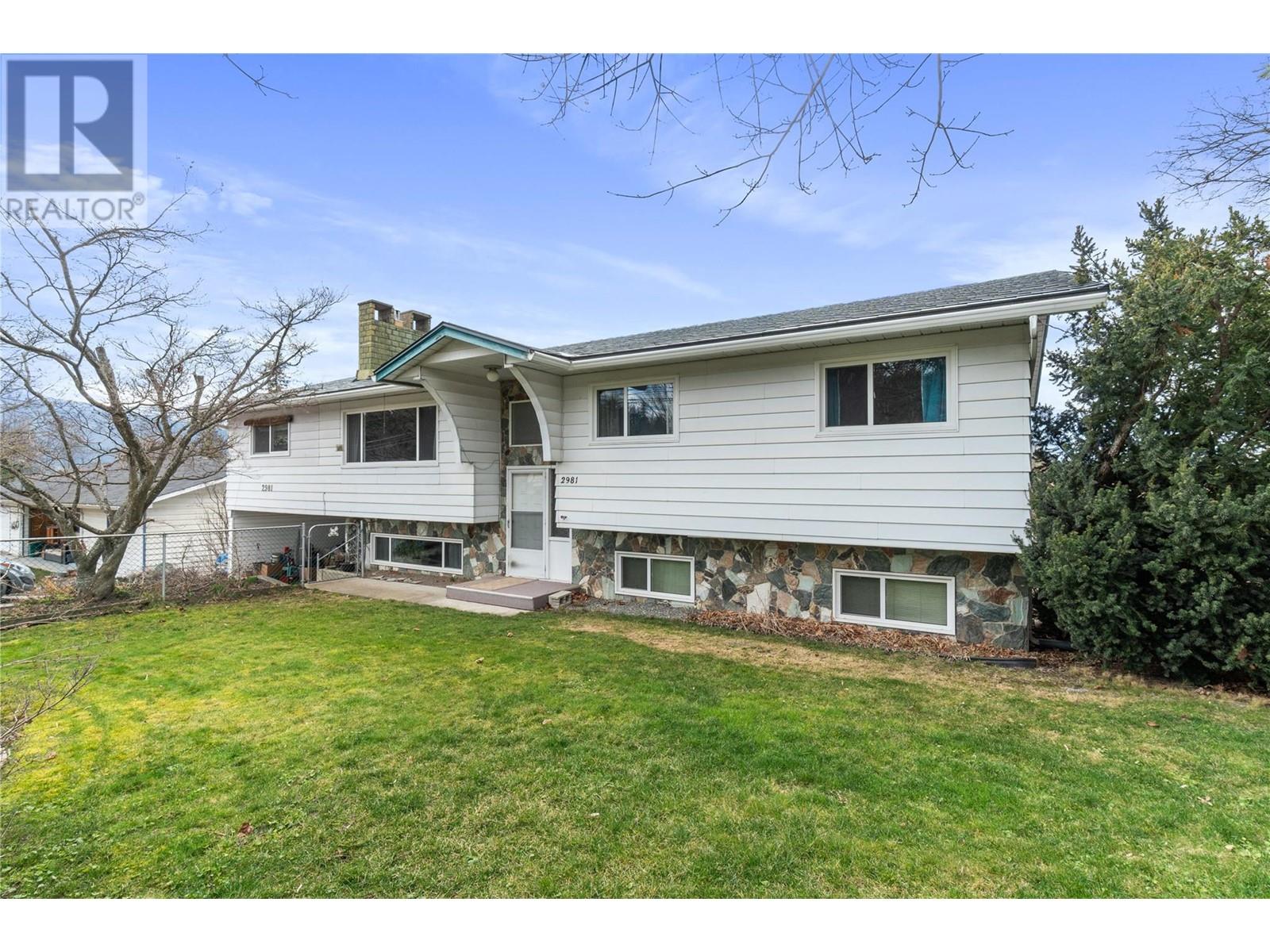 2981 30 Street NE, salmon arm, British Columbia