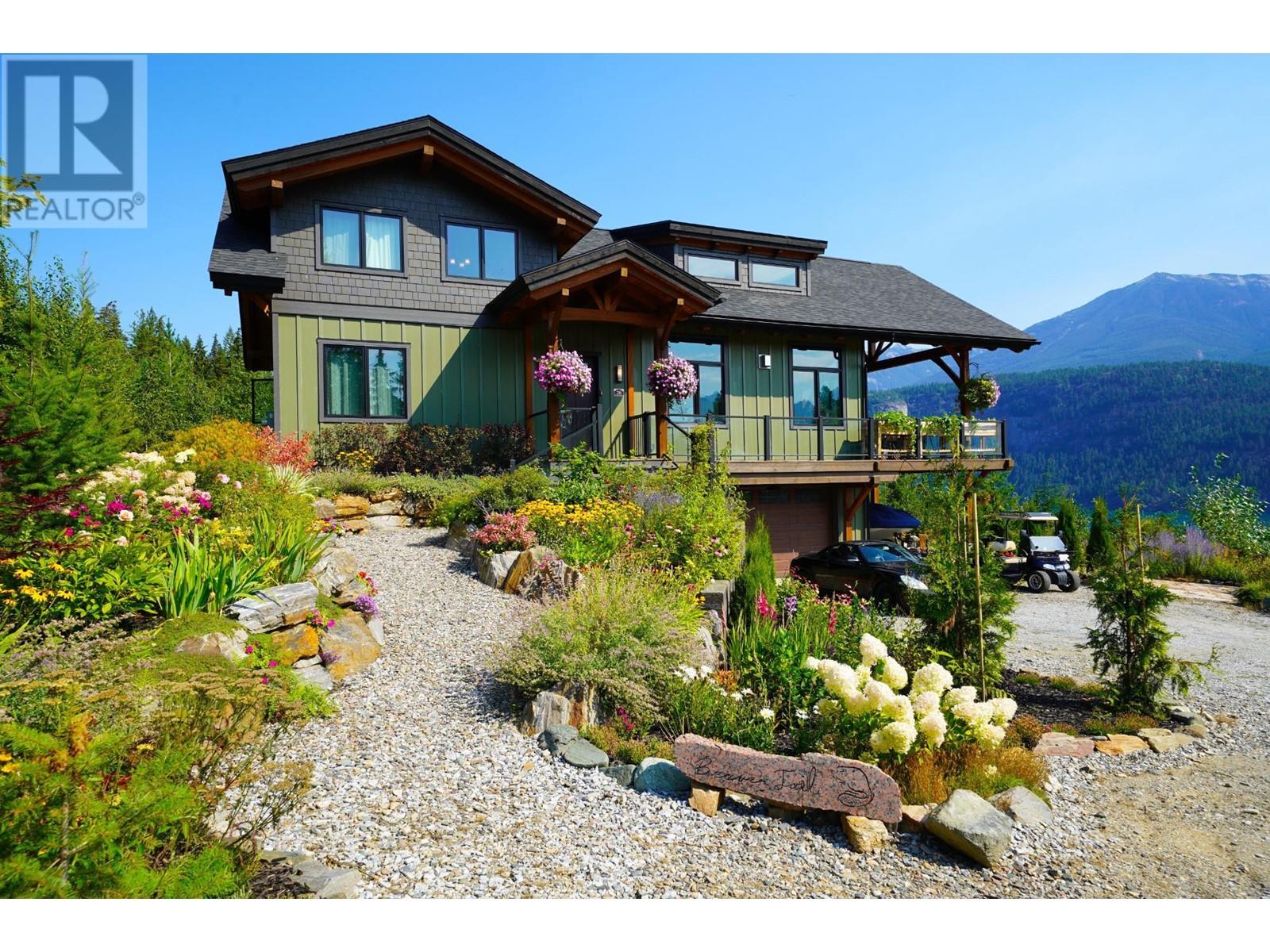 26 BIRCHGROVE Bend, kaslo, British Columbia