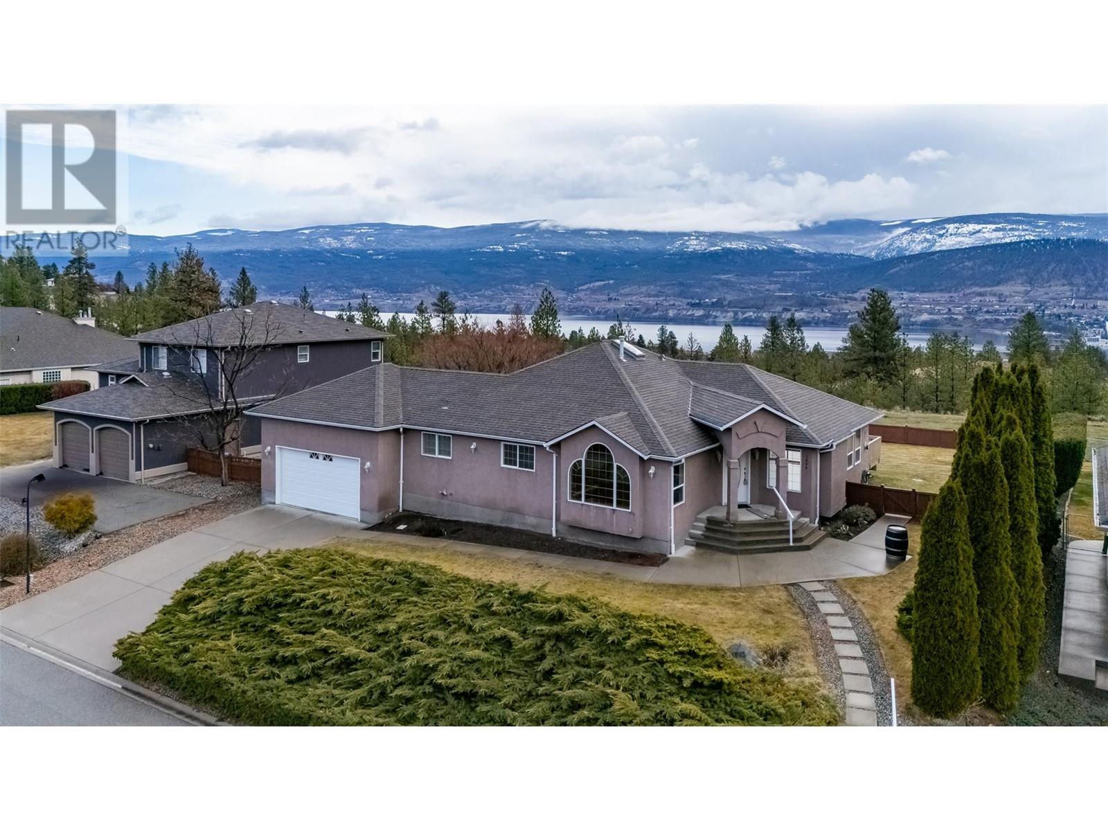 1893 Sandstone Drive, penticton, British Columbia