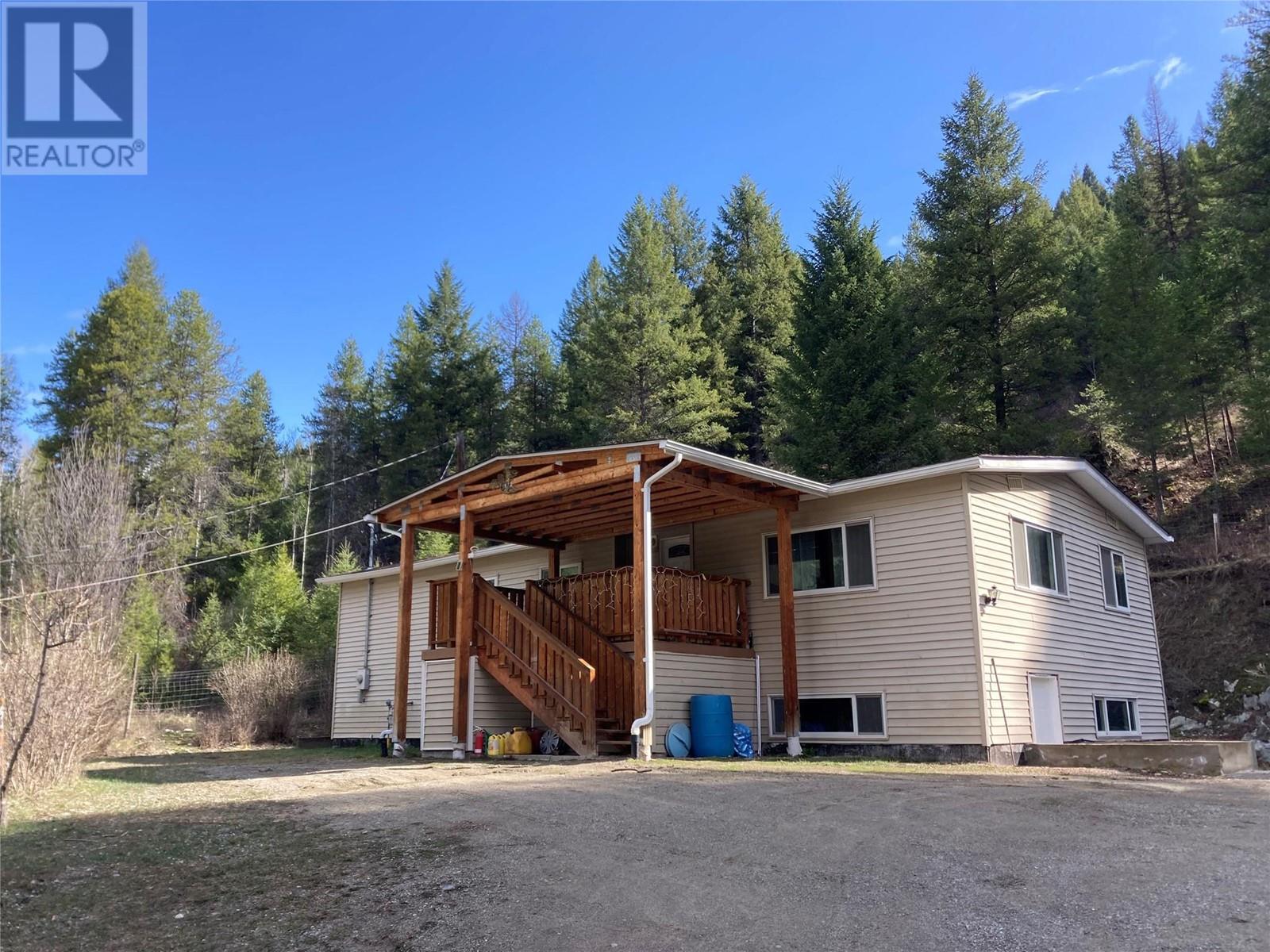 698 STRATHMORE Avenue, greenwood, British Columbia