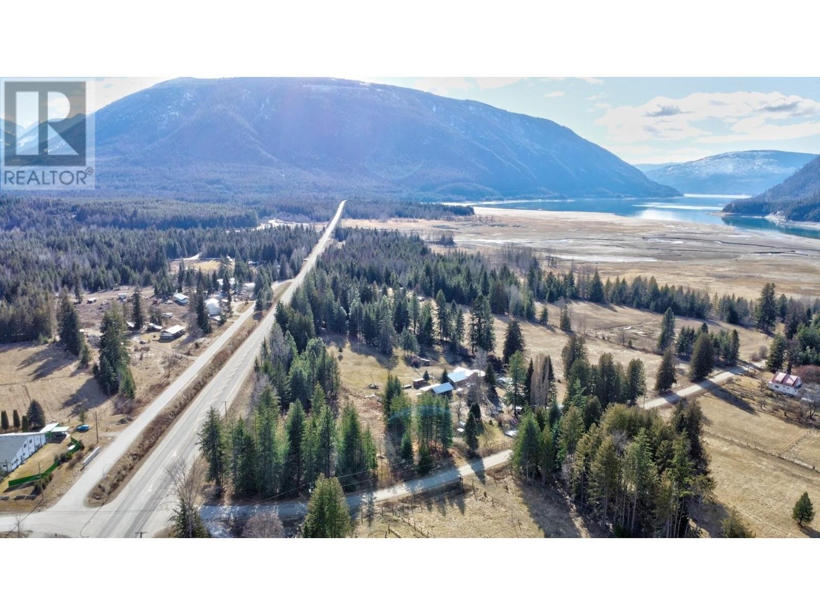 117 LAKEVIEW PARK Road, burton, British Columbia