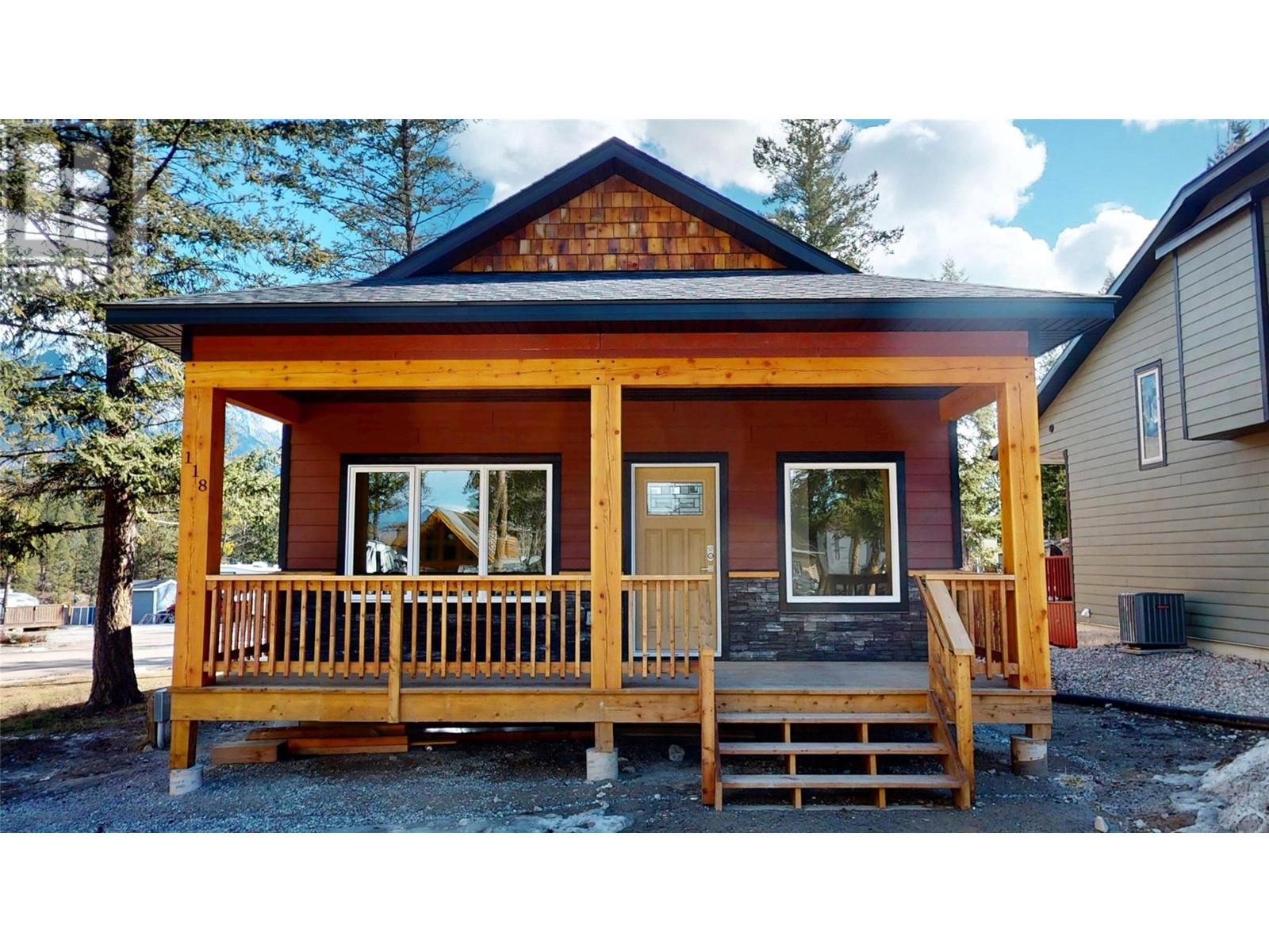 4868 Riverview Drive Unit# 118, edgewater, British Columbia