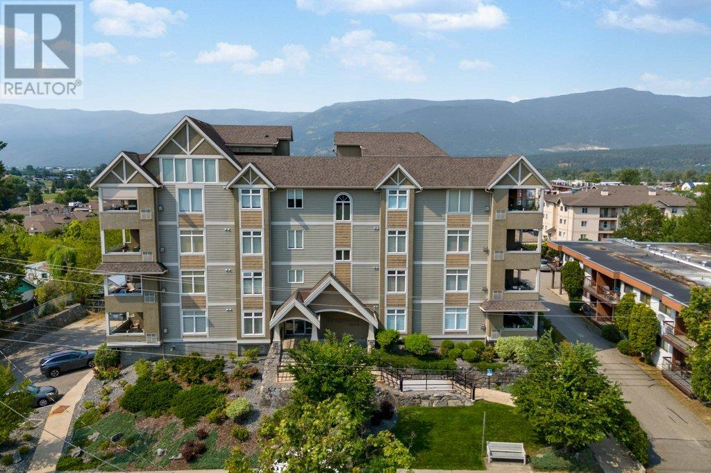 611 Shuswap Street SW Unit# 204, salmon arm, British Columbia