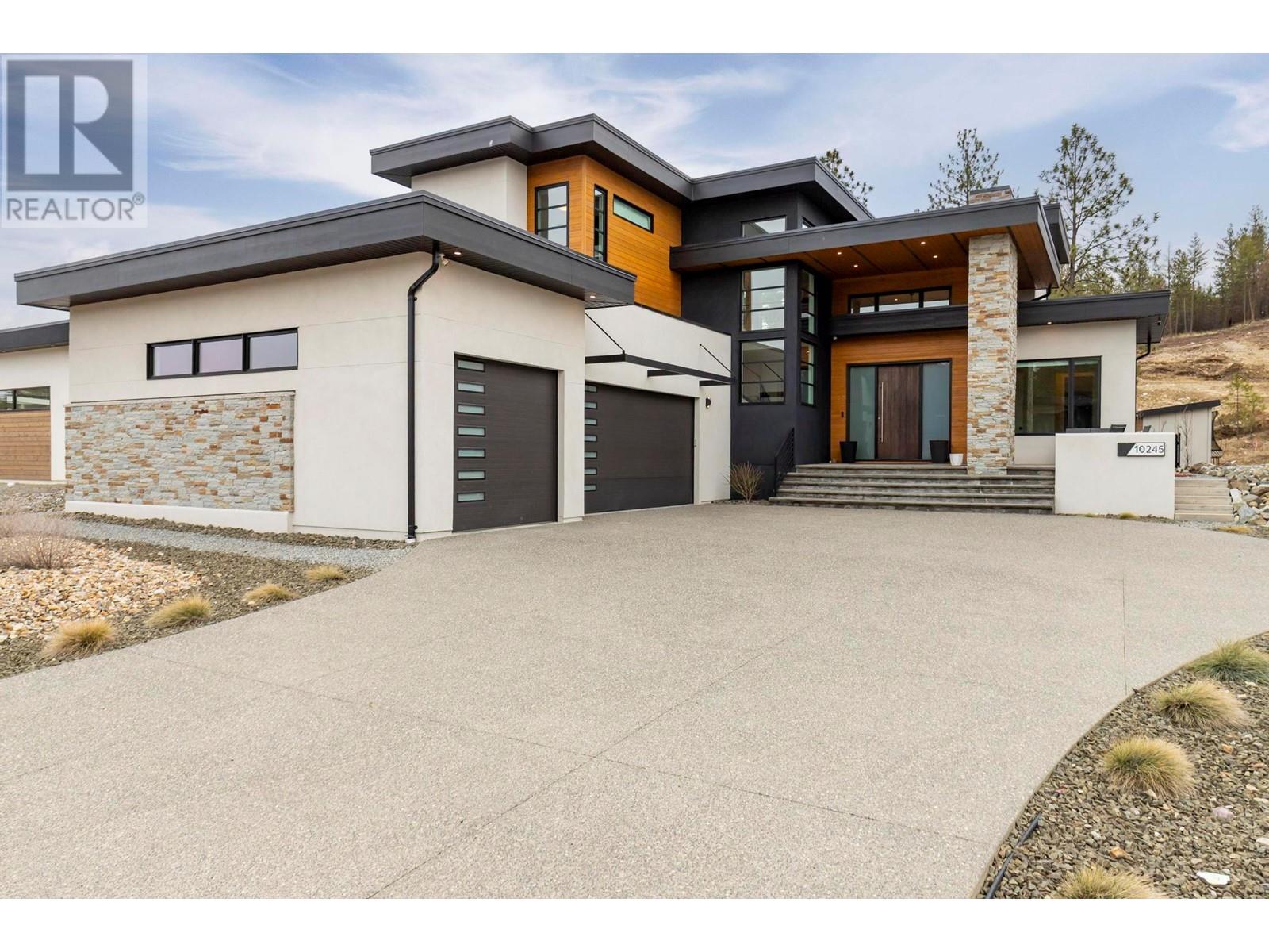 10245 Beacon Hill Drive, lake country, British Columbia