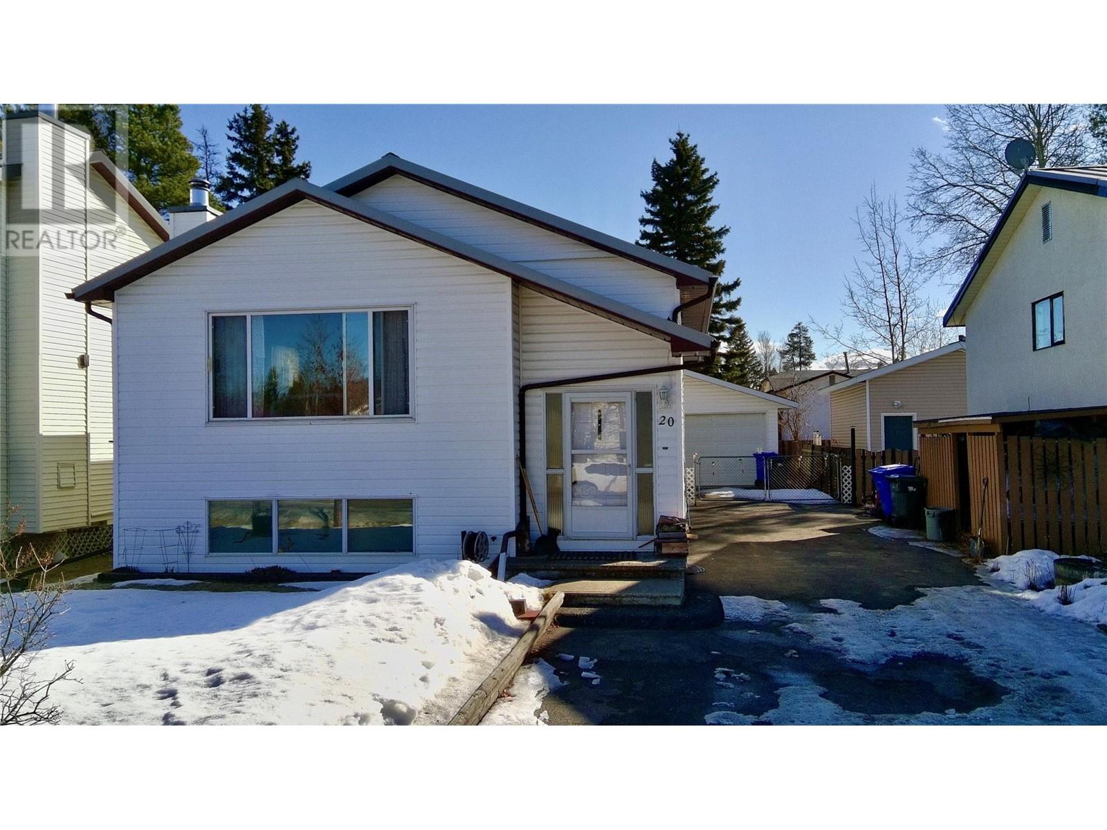20 Dawson Place, tumbler ridge, British Columbia