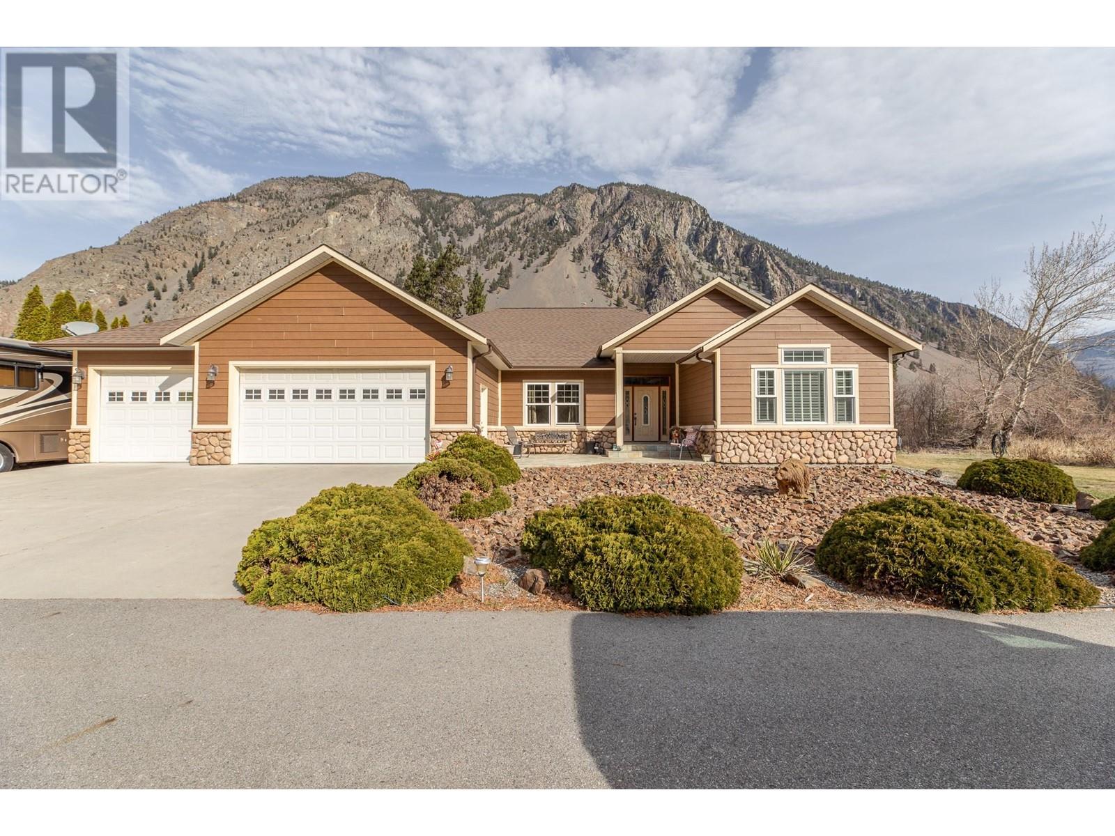 3210 / 3208 Cory Road, keremeos, British Columbia