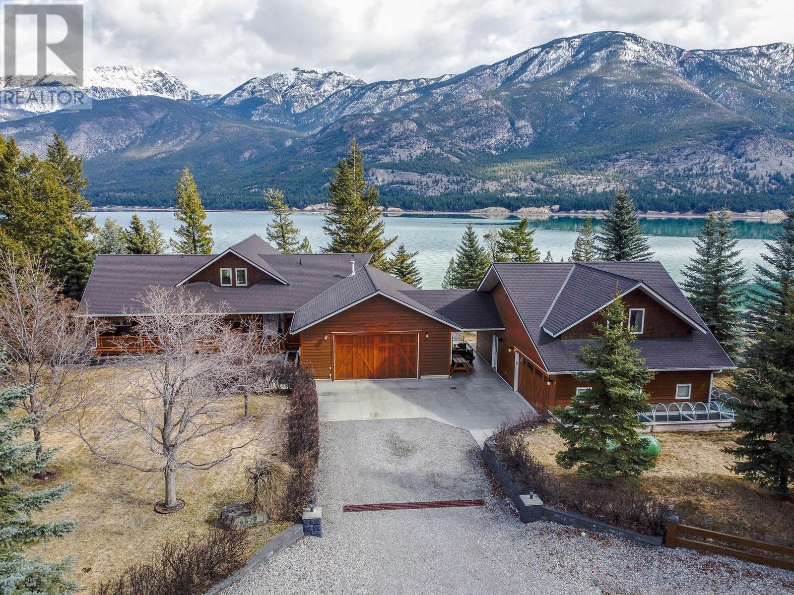 4479 Tamarack Bay, invermere, British Columbia