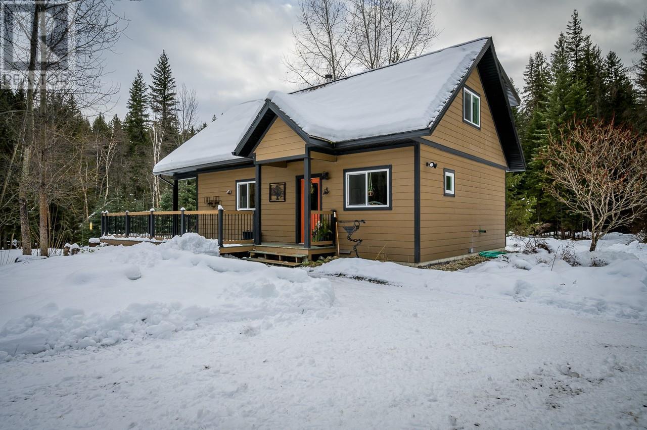 3240 BARRIERE SOUTH Road, barriere, British Columbia