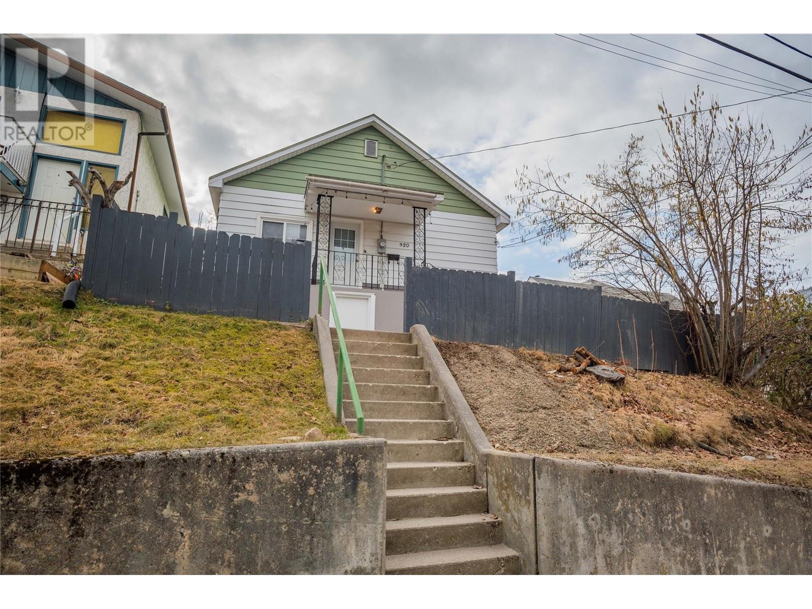 920 Latimer Street, nelson, British Columbia