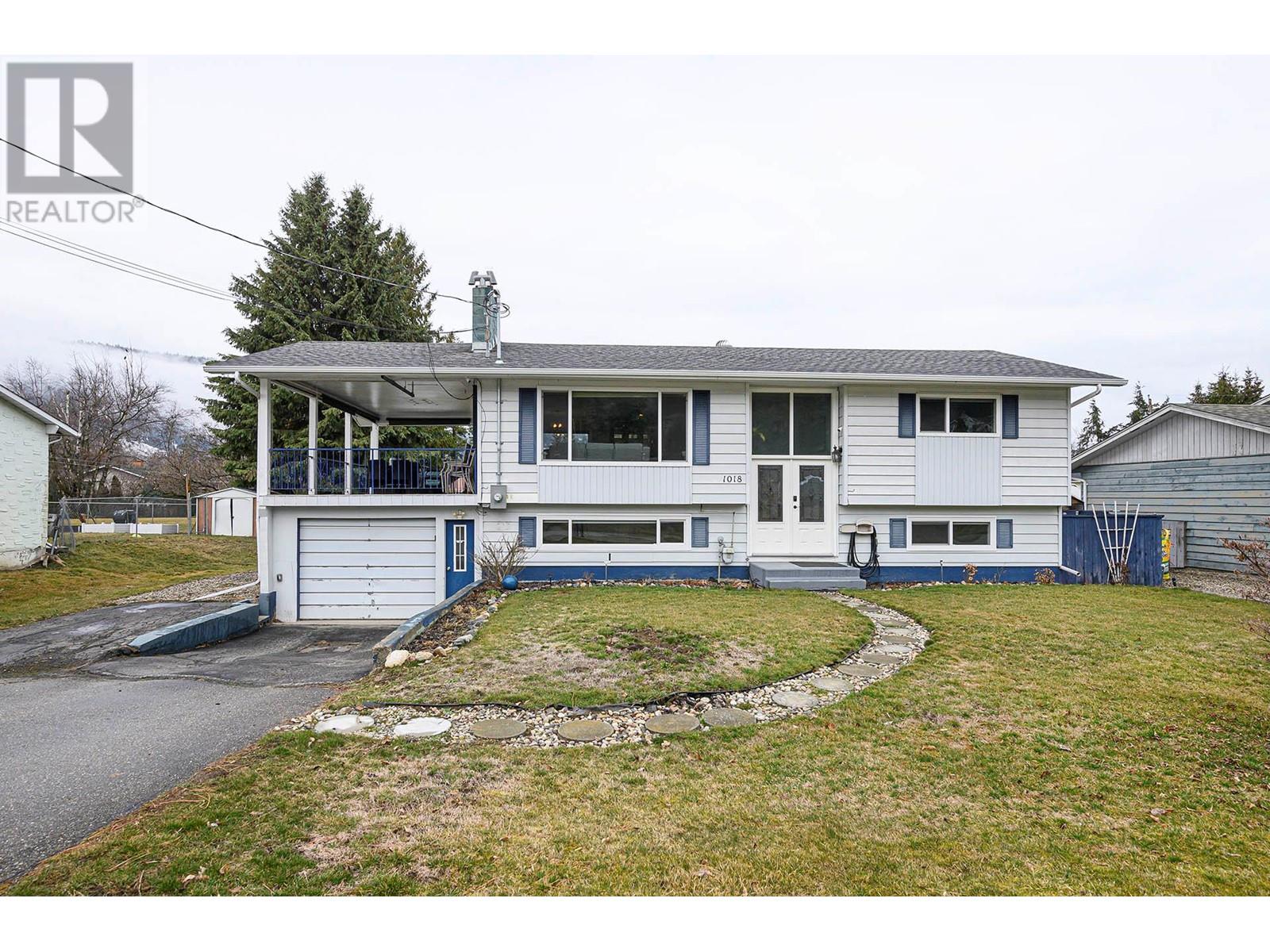 1018 SECOND Avenue, chase, British Columbia