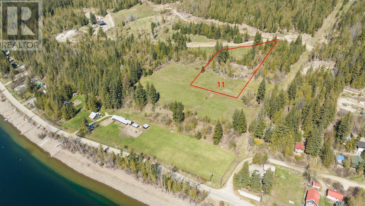 Lot 11 Lonneke Bay Lot# 11, anglemont, British Columbia
