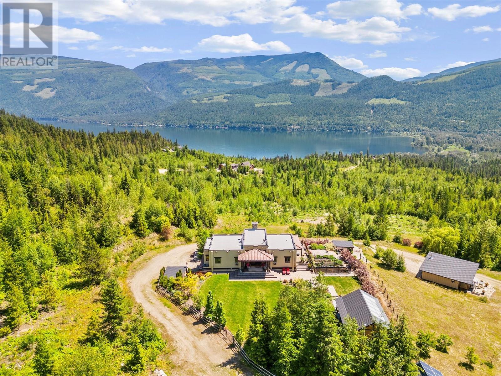 1309 Eagle Ridge Road, lumby, British Columbia