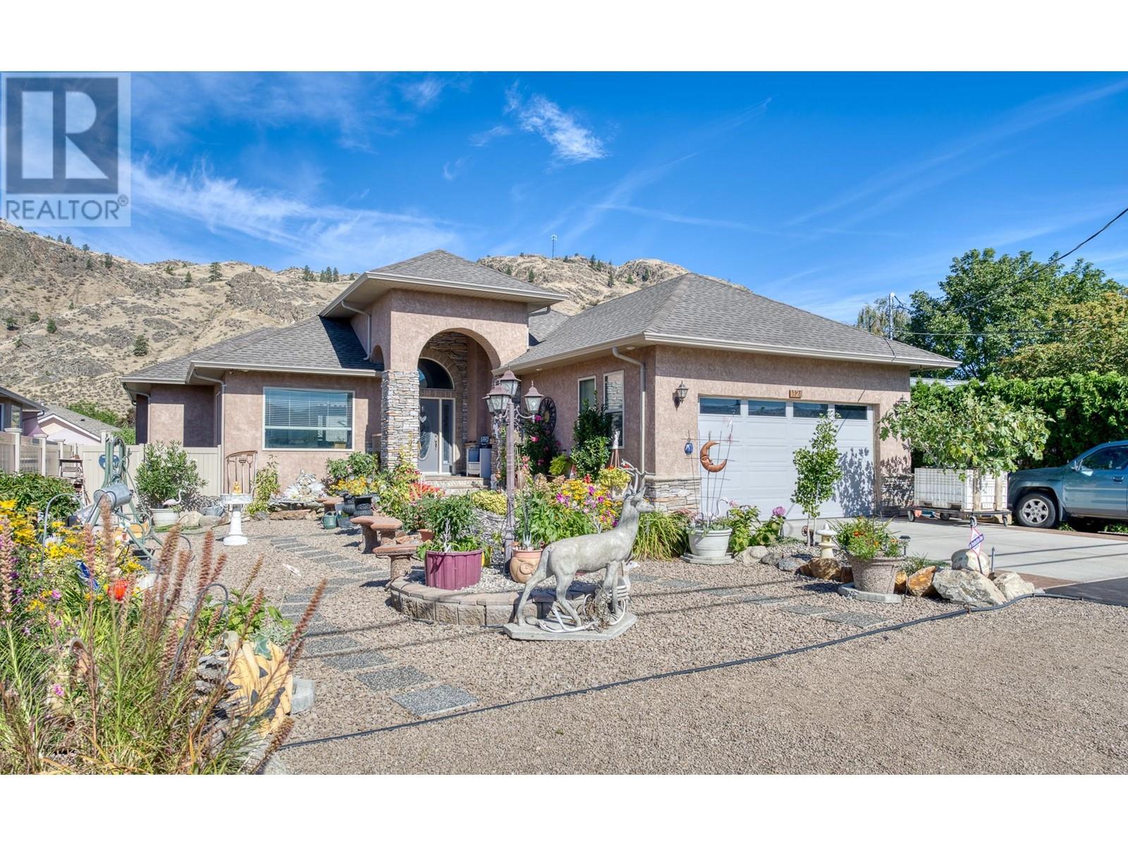 1124 Fairview Road, oliver, British Columbia