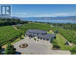 590 Barnaby Road, kelowna, British Columbia