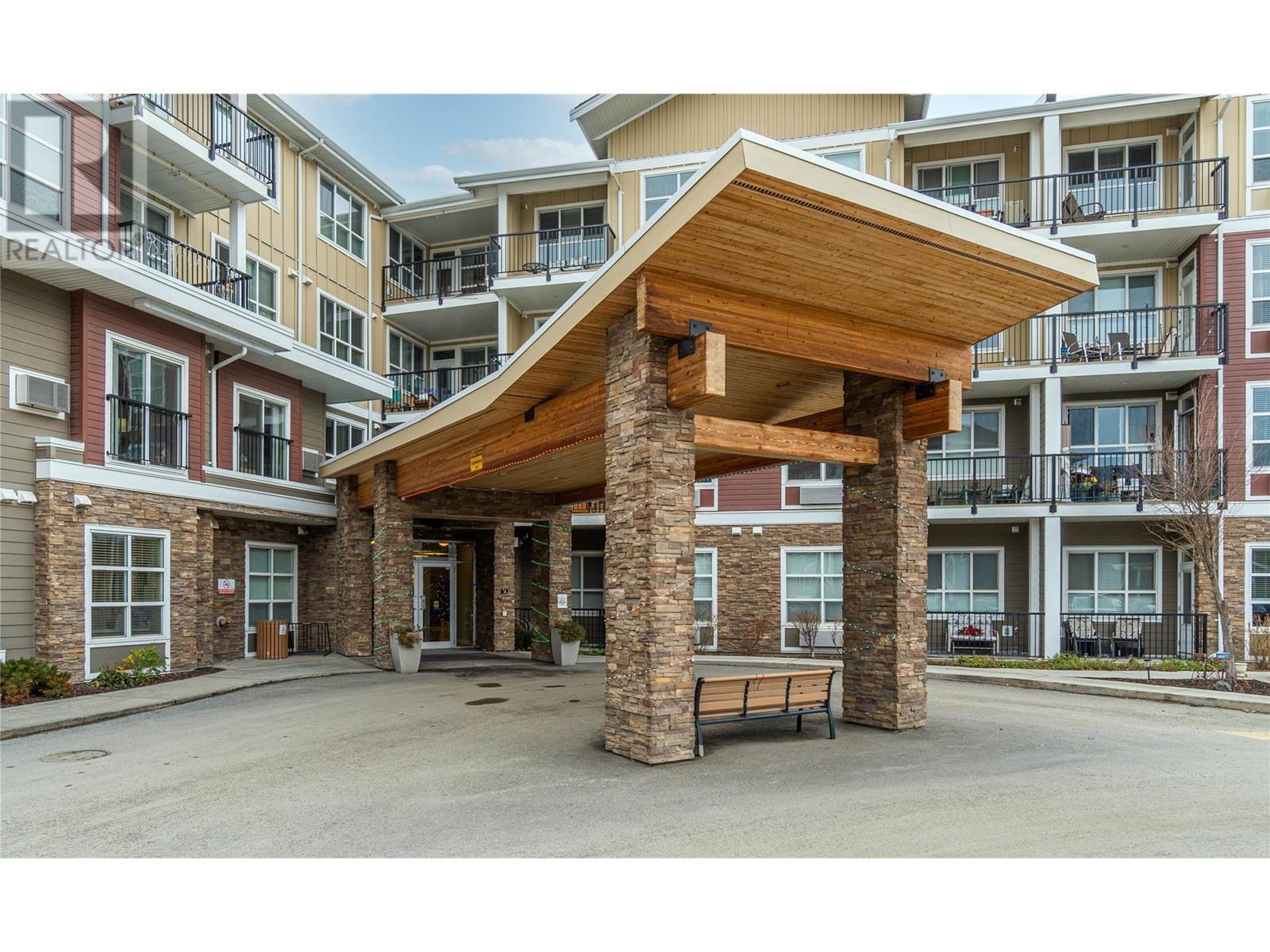 755 MAYFAIR Street Unit# 202, kamloops, British Columbia